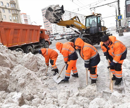 Уборка снега в Апшеронске и  Краснодарском крае